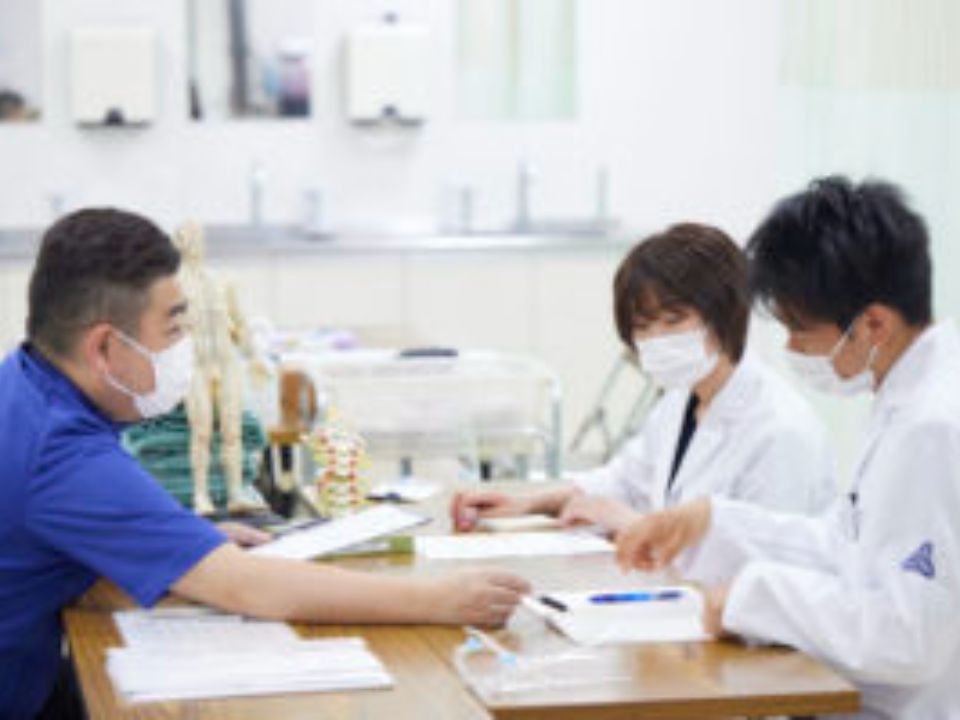 鍼灸専門学校使用教材（2022年購入） 鍼灸専門学校教科書14冊・実習用鍼セット