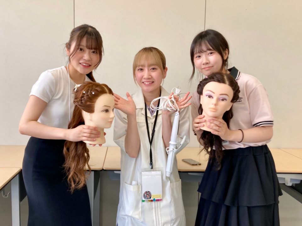 千葉美容専門学校 | 学校案内、資料請求はコチラ | ベスト進学ネット