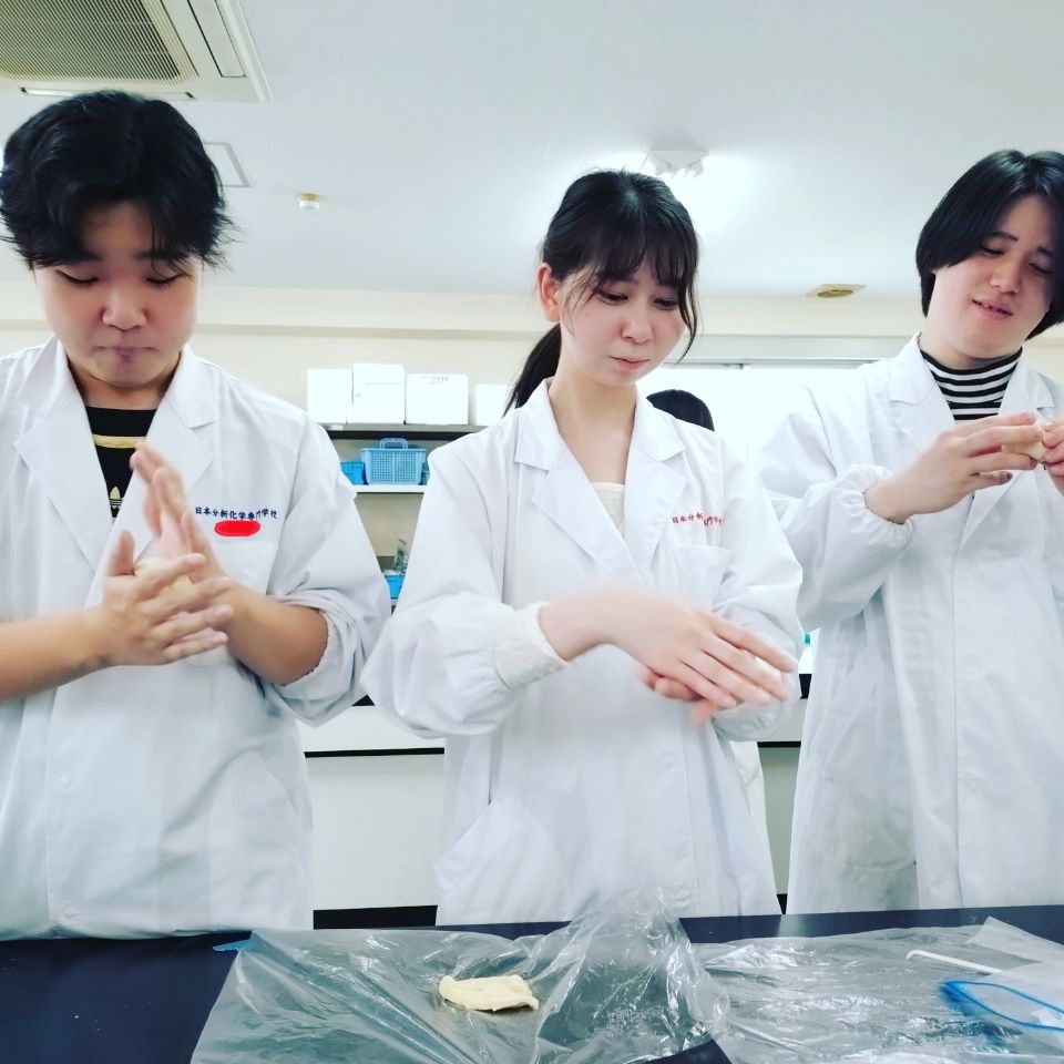 日本分析化学専門学校 | キャンパスライフ | ベスト進学ネット