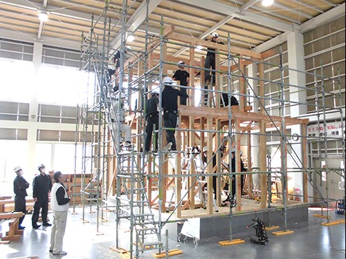 【専門学校では西日本でここだけ】2階建て木造建築実習