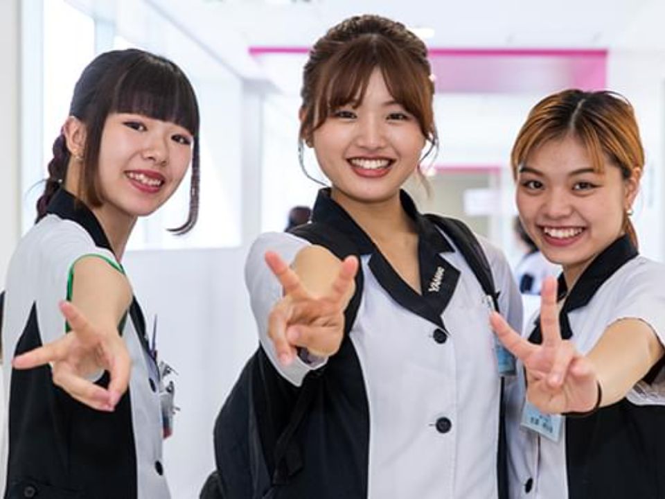 山野美容専門学校 | 学校案内、資料請求はコチラ | ベスト進学ネット