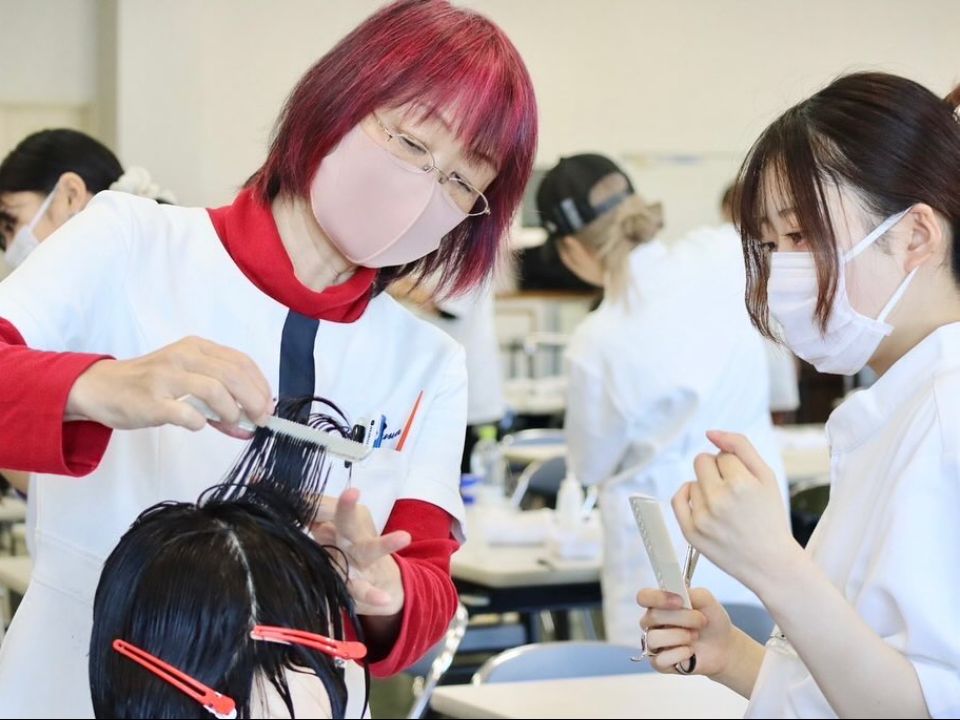 12.19 2024❄️✂️美容科 | タカヤマ