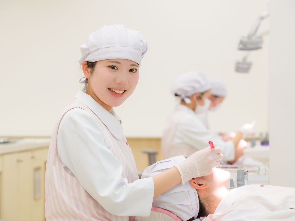 茨城歯科専門学校 | 歯科衛生士科 〔3年制〕 | ベスト進学ネット